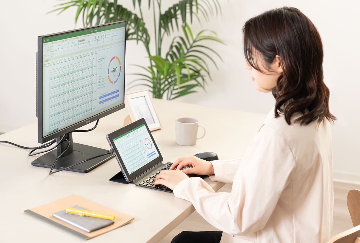 手元で直感的に操作でき、場所を選ばず作業が可能