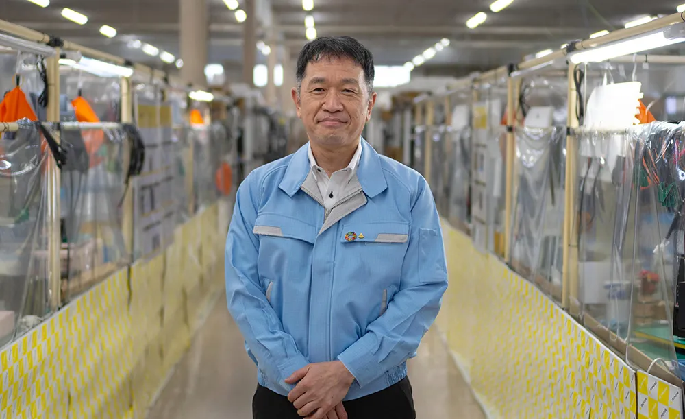 代表取締役社長　軣 秀樹