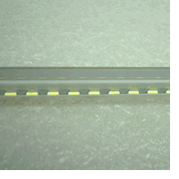 ホワイトLEDバックライトを搭載 PLB2475HDS