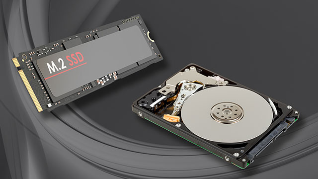 M.2 SSD・2.5型HDDを搭載可能